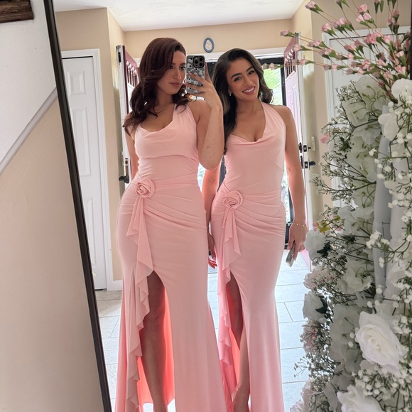 LUCENA Club L London dress - Picture 2 of 4